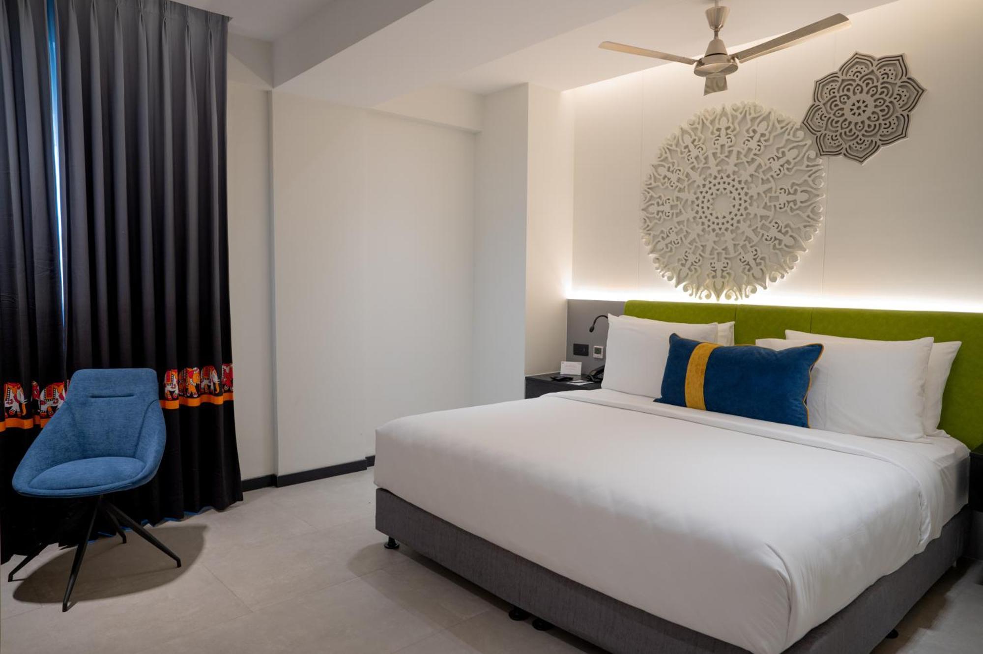 Zibe Luxe Kakinada By Grt Hotels Экстерьер фото
