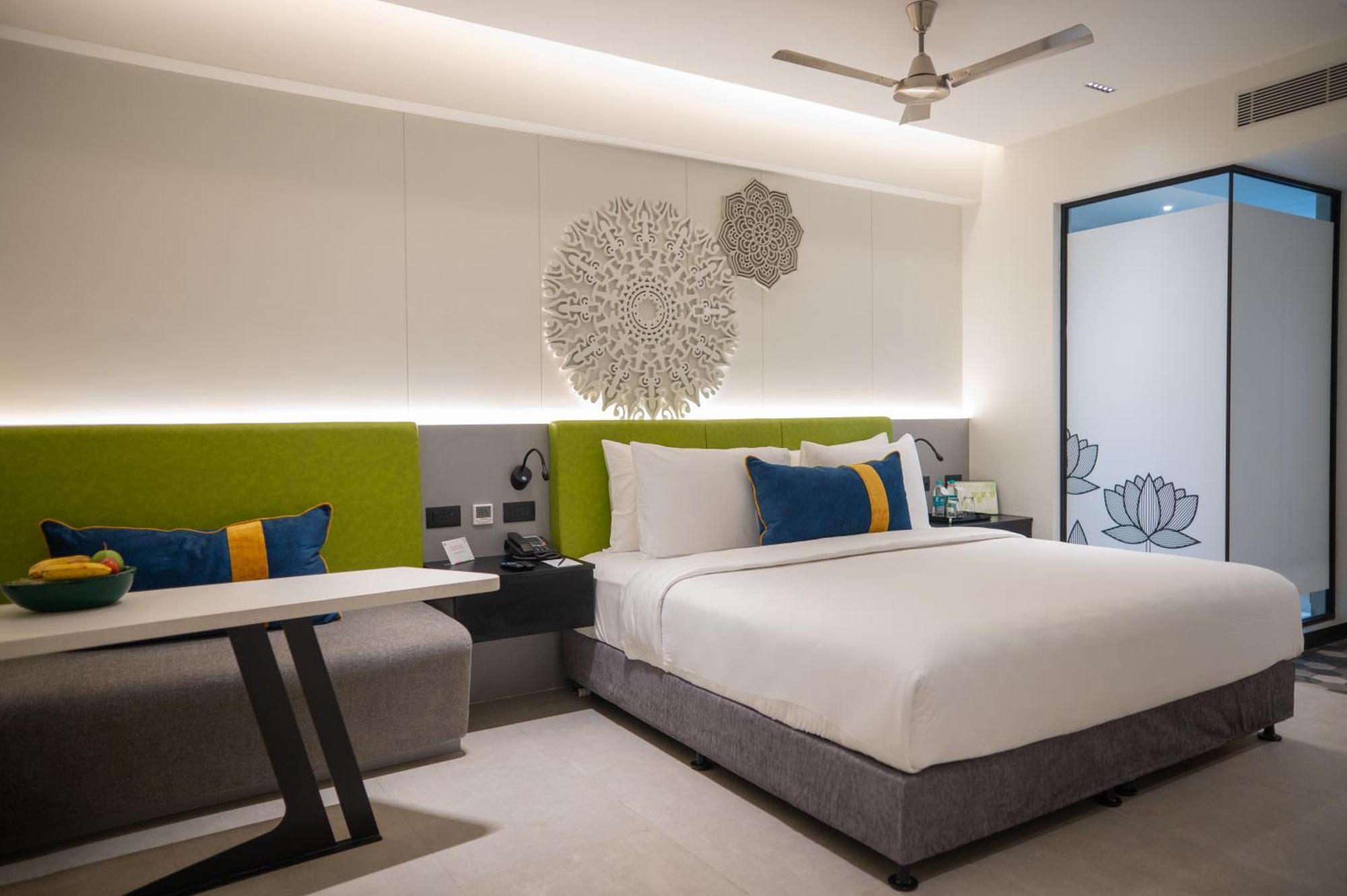 Zibe Luxe Kakinada By Grt Hotels Экстерьер фото