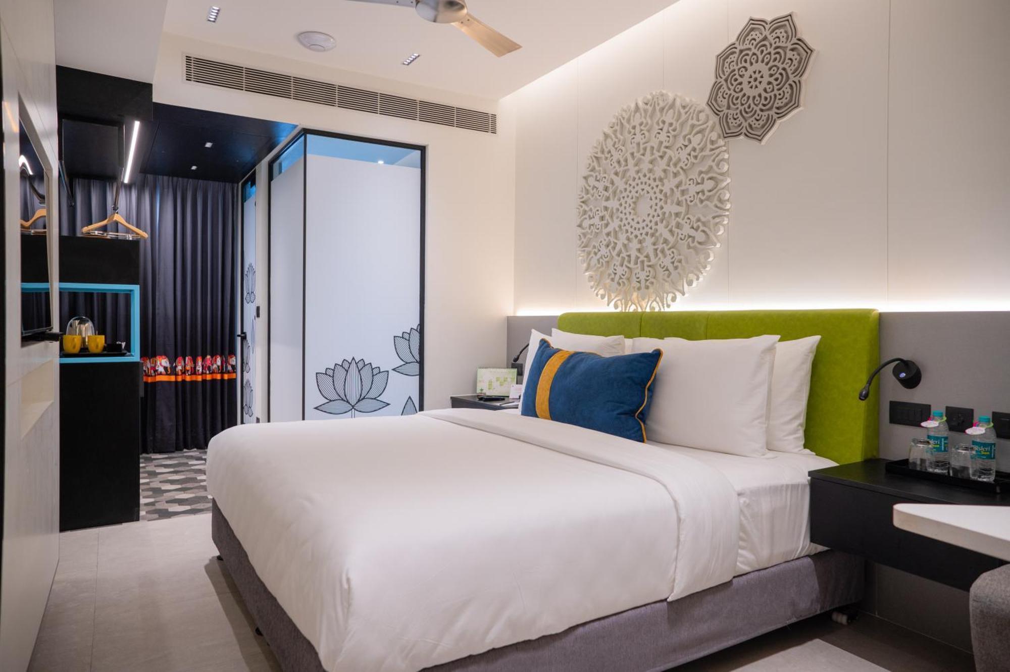 Zibe Luxe Kakinada By Grt Hotels Экстерьер фото