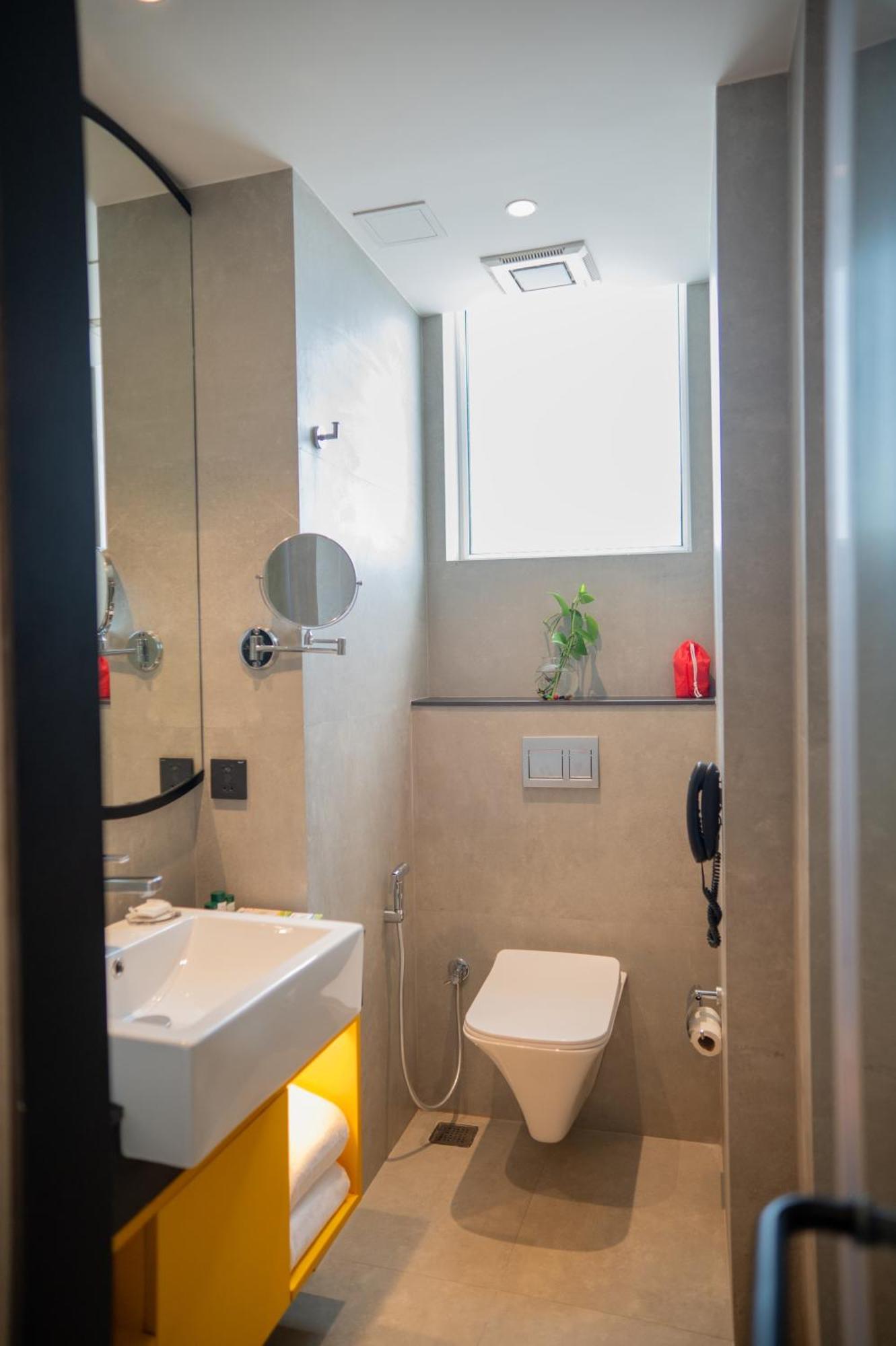 Zibe Luxe Kakinada By Grt Hotels Экстерьер фото