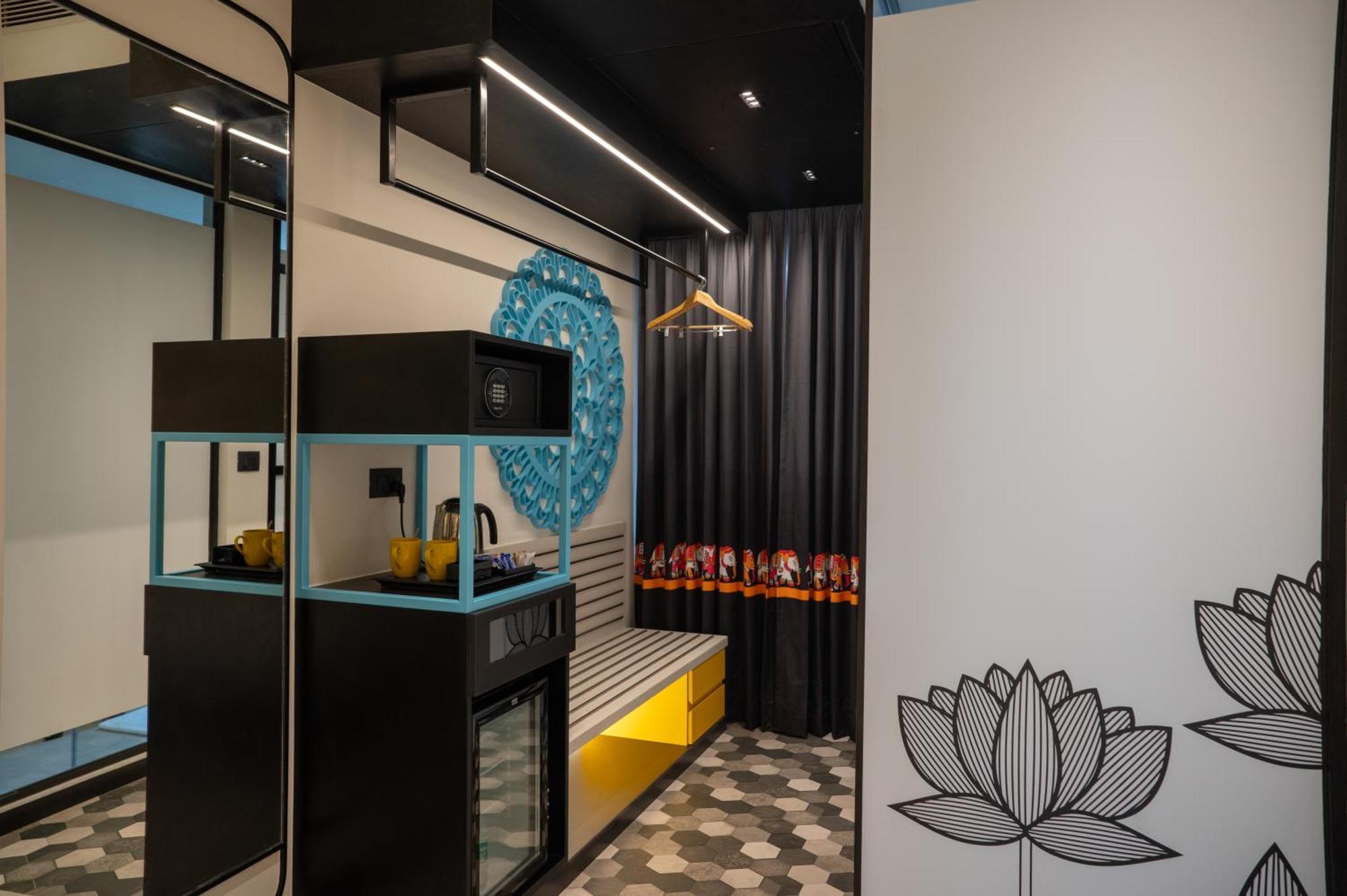 Zibe Luxe Kakinada By Grt Hotels Экстерьер фото