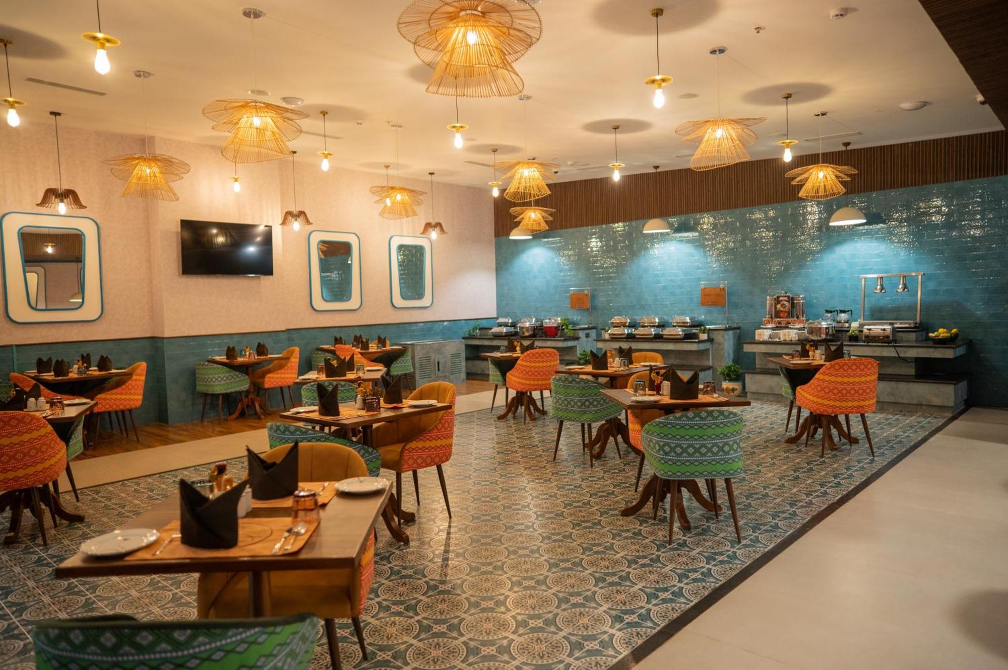 Zibe Luxe Kakinada By Grt Hotels Экстерьер фото