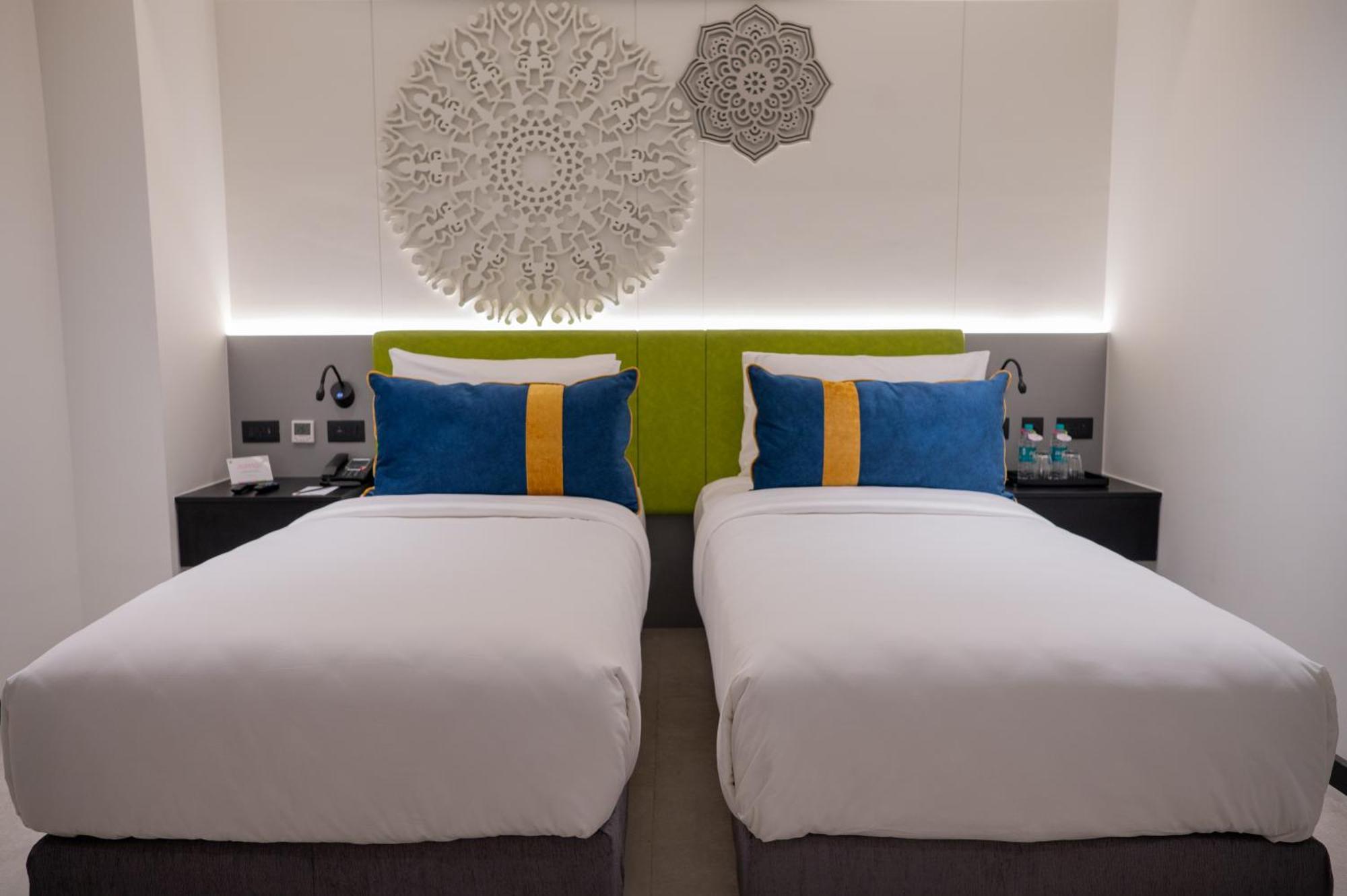 Zibe Luxe Kakinada By Grt Hotels Экстерьер фото