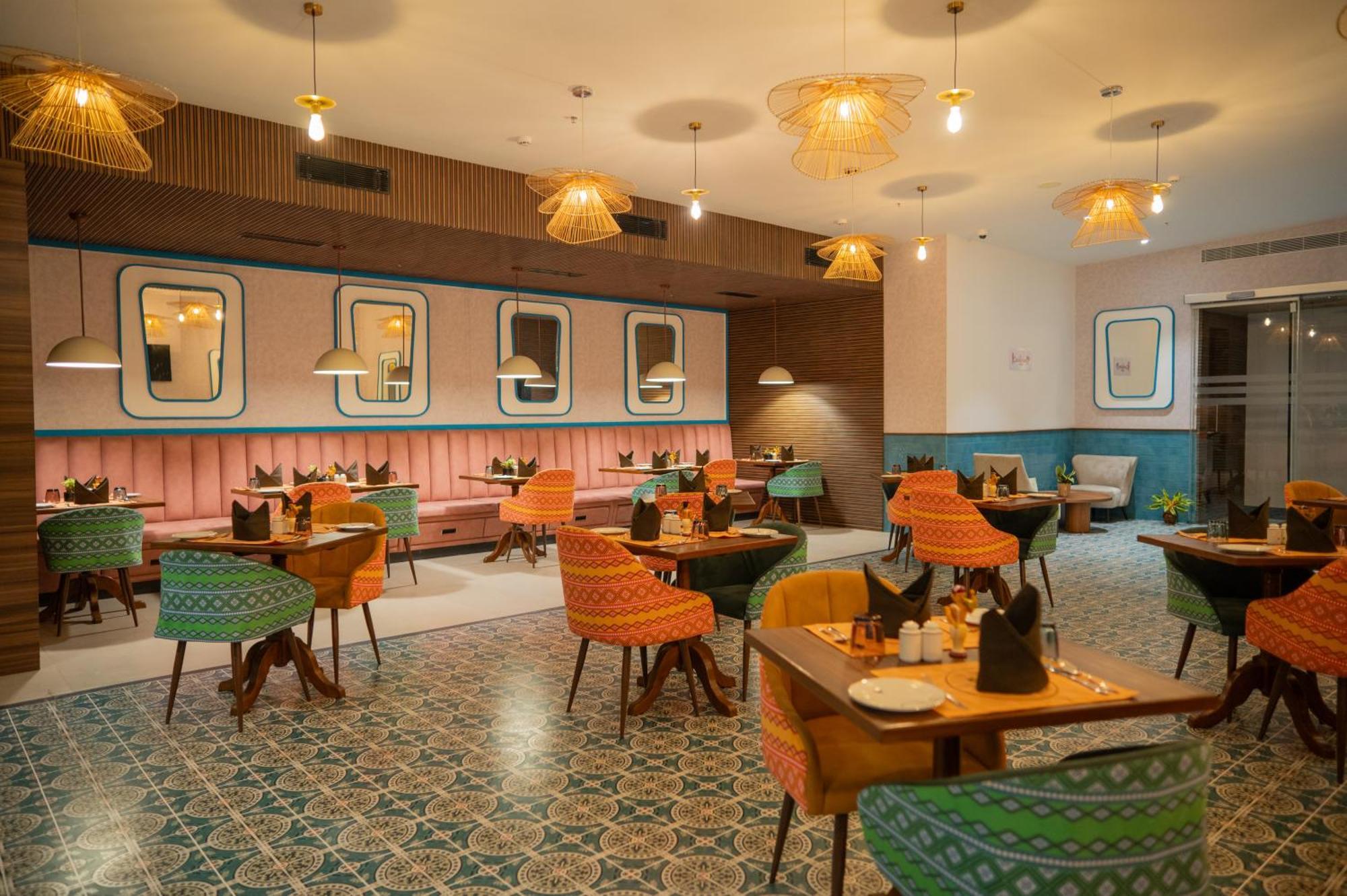 Zibe Luxe Kakinada By Grt Hotels Экстерьер фото