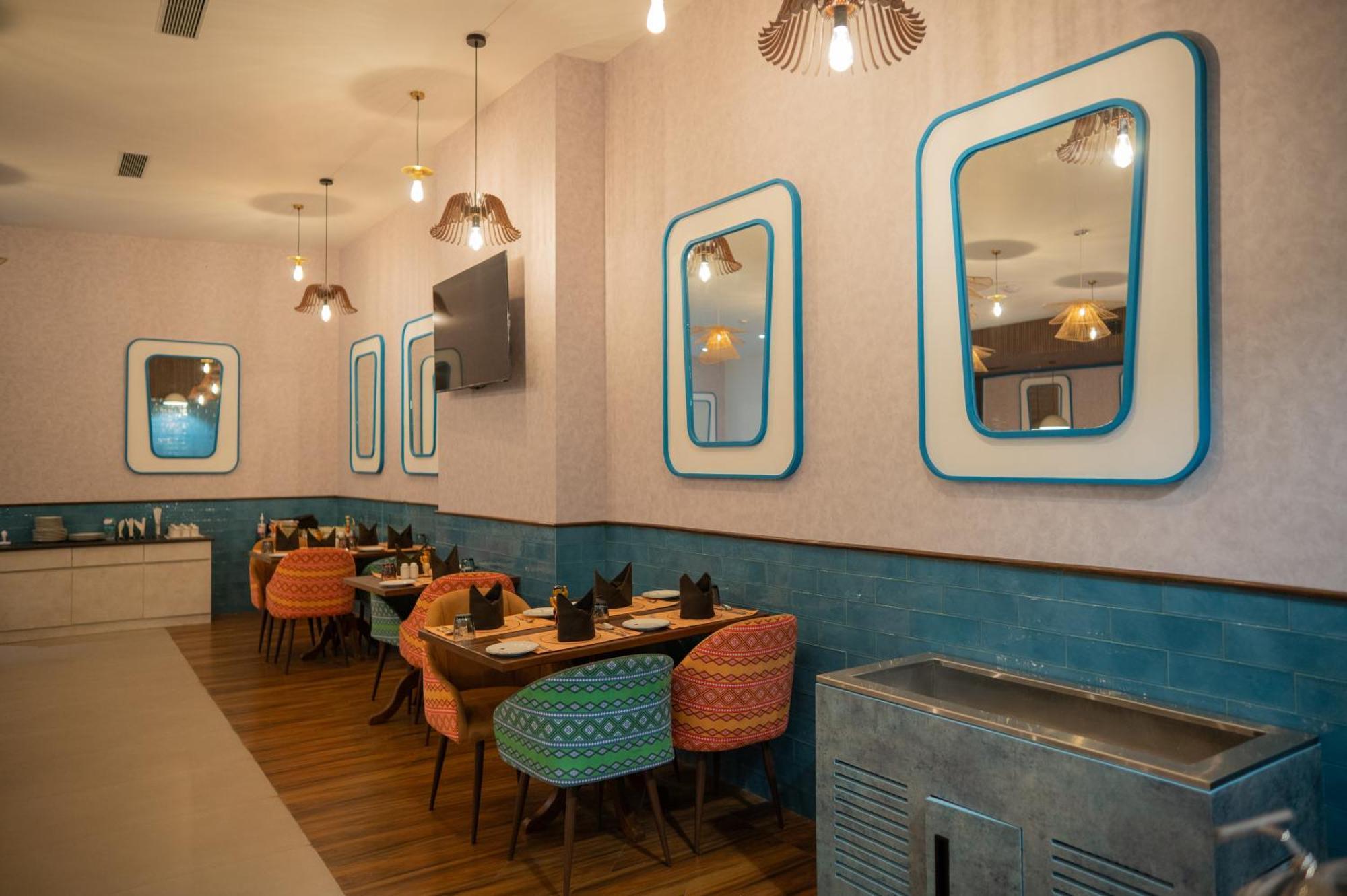 Zibe Luxe Kakinada By Grt Hotels Экстерьер фото